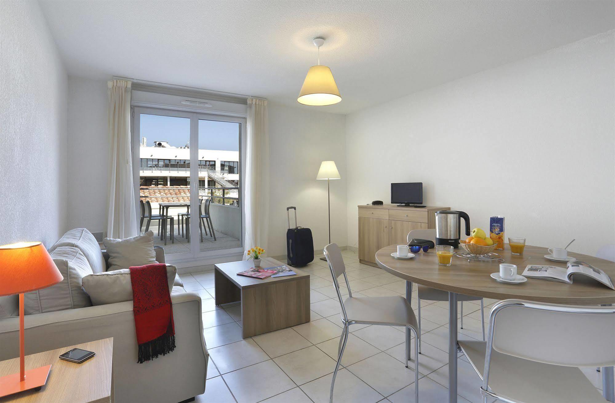 Vacanceole - Residence Cap Camargue 勒格罗-迪鲁瓦 外观 照片